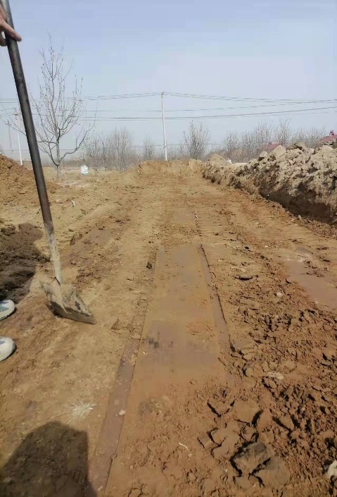 粪污堆肥池开挖现场